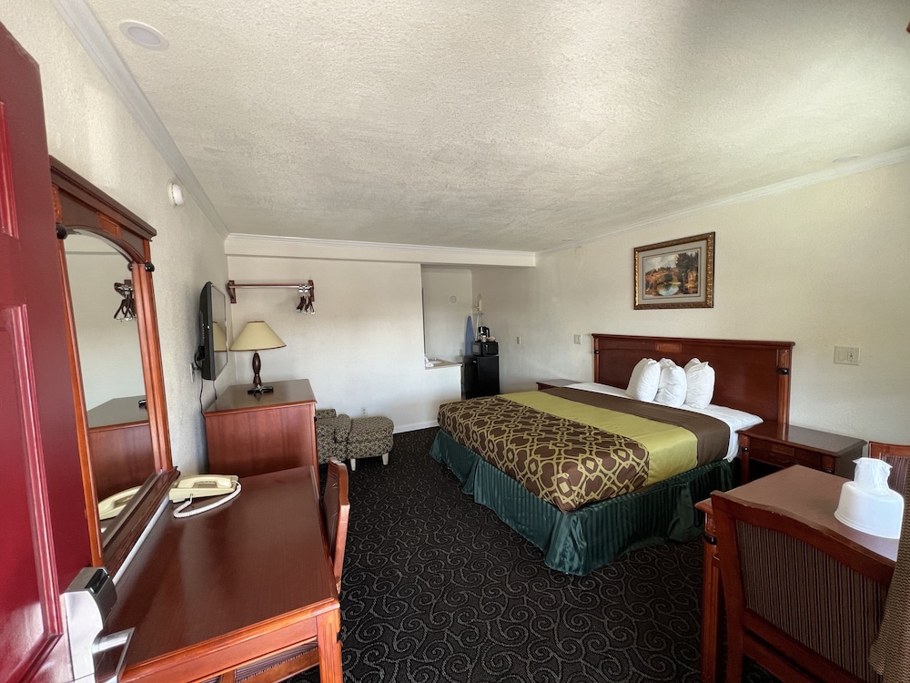 Americas Best Value Inn Hanford - photo 3