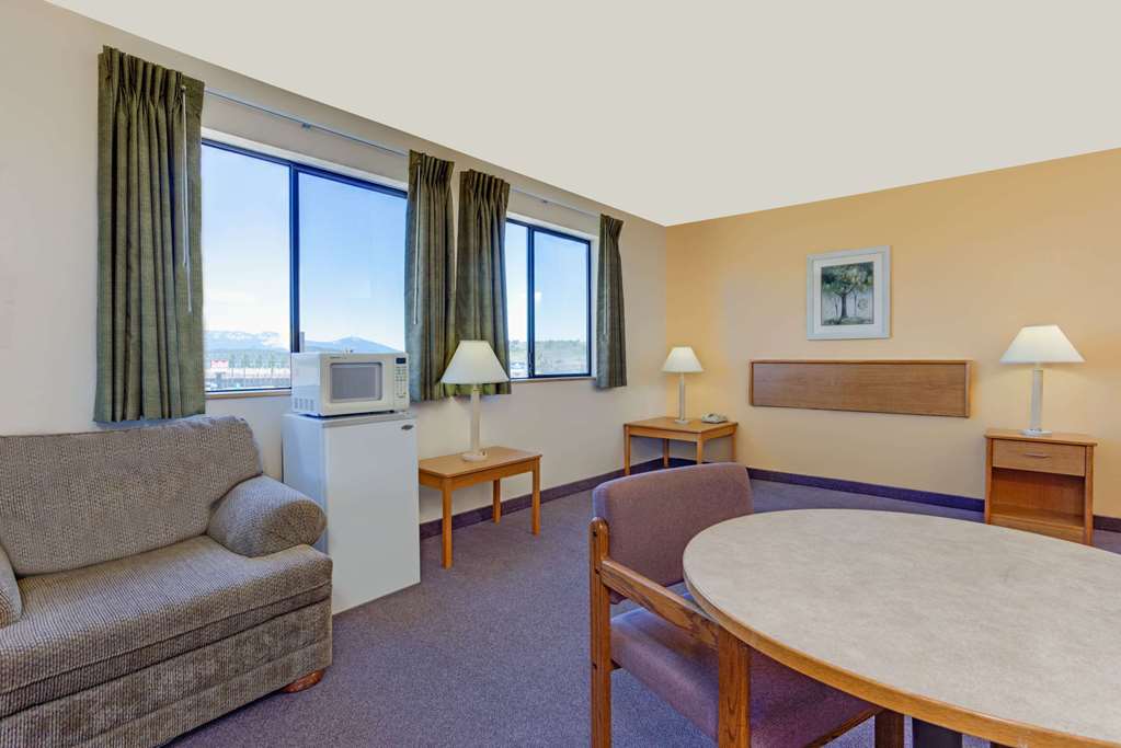 Super 8 by Wyndham Klamath Falls - photo 14