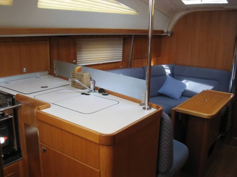 Sailing Yacht by Owner Holidays to Greek Islands — Alimos — photo 2