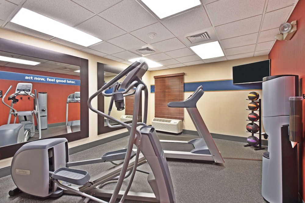 Hampton Inn Huntington Barboursville - photo 23