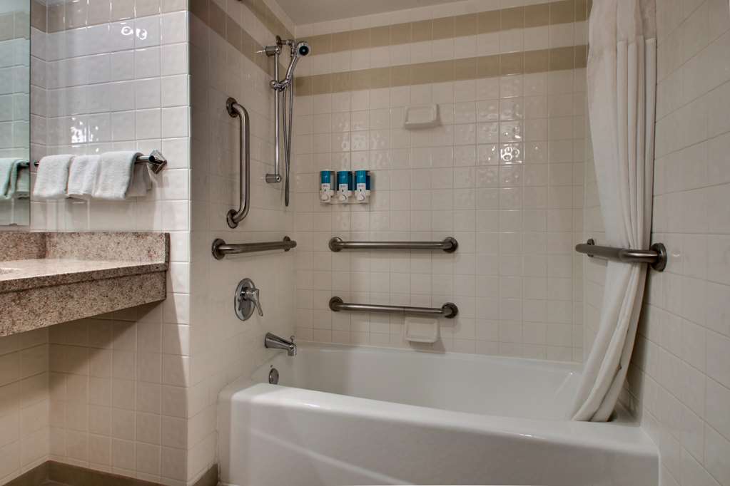 Drury Inn & Suites Bowling Green - photo 33