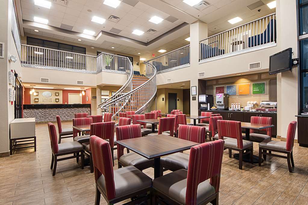 Comfort Suites Beachside - photo 44