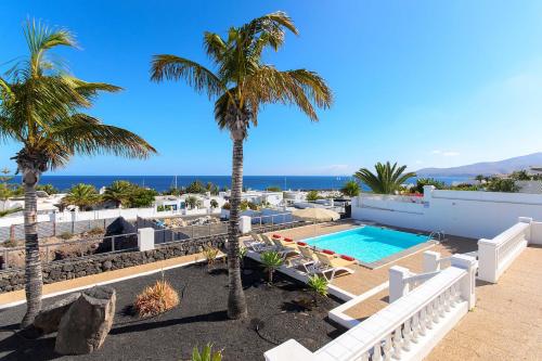 Villa del Puerto — 4-Star Luxury Hotel in Yaiza, Spain