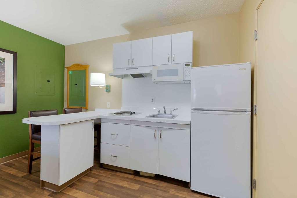 Extended Stay America Suites Washington DC Fairfax Fair Oaks - photo 27