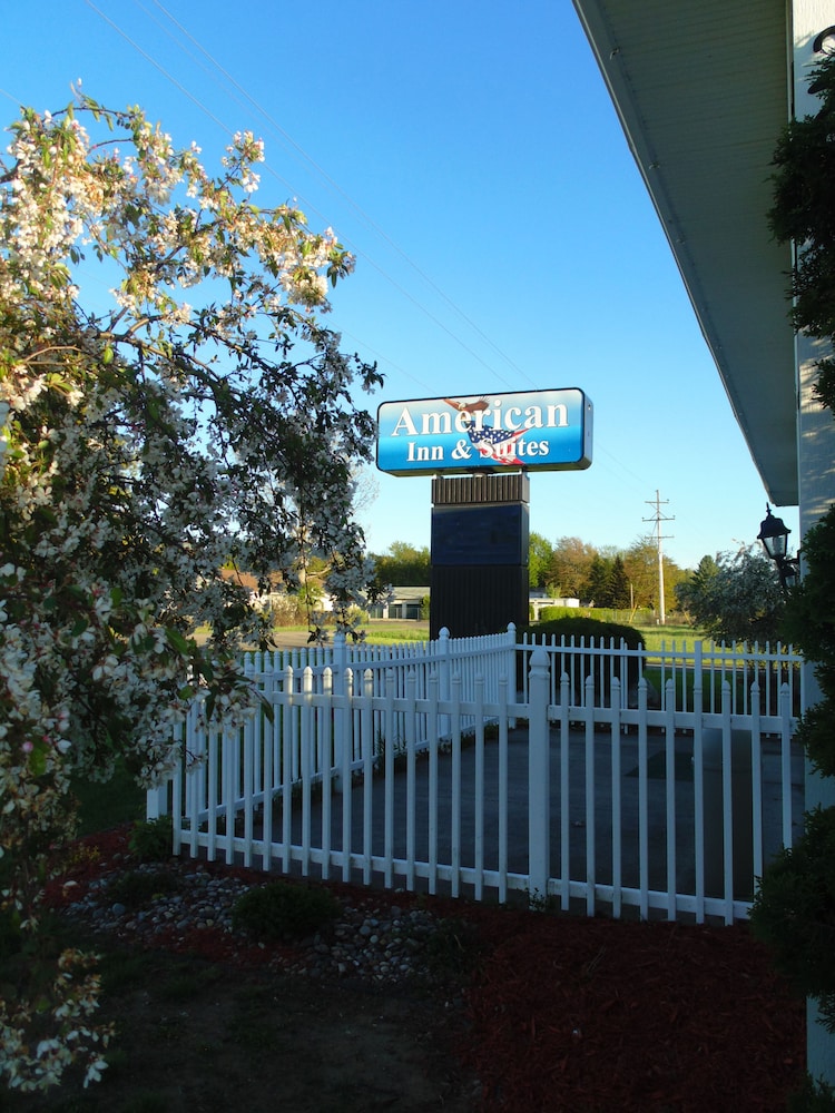 American Inn and Suites Houghton Lake - photo 36
