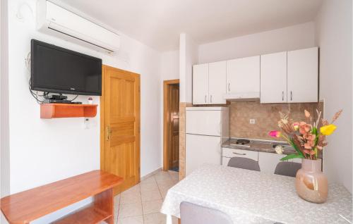Lovely Apartment In Dubrovnik With Wifi