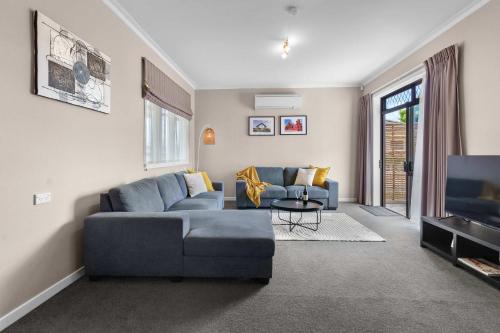 Charming 3 Bedroom Family Home Pet Friendly — 4-Star Luxury Hotel in Hamilton, New Zealand