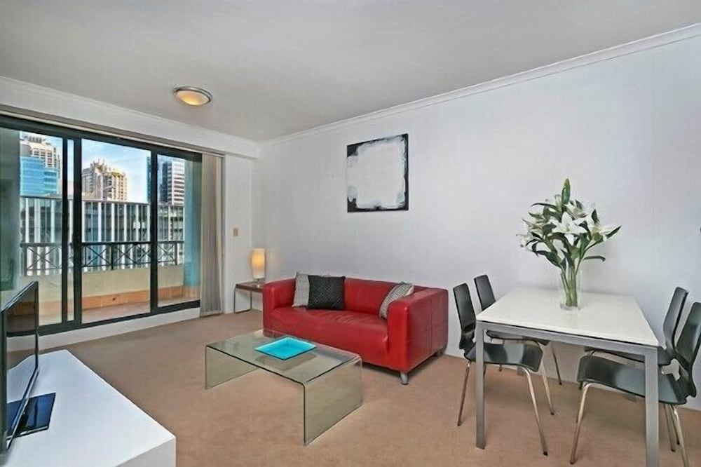 The Apartment Service A2502 — 4-Star Luxury Hotel in Sydney, Australia