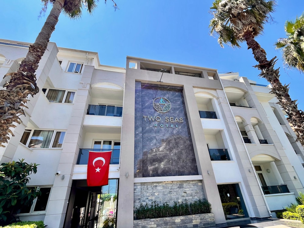 Two Seas Hotel - last minute hotel in Marmaris