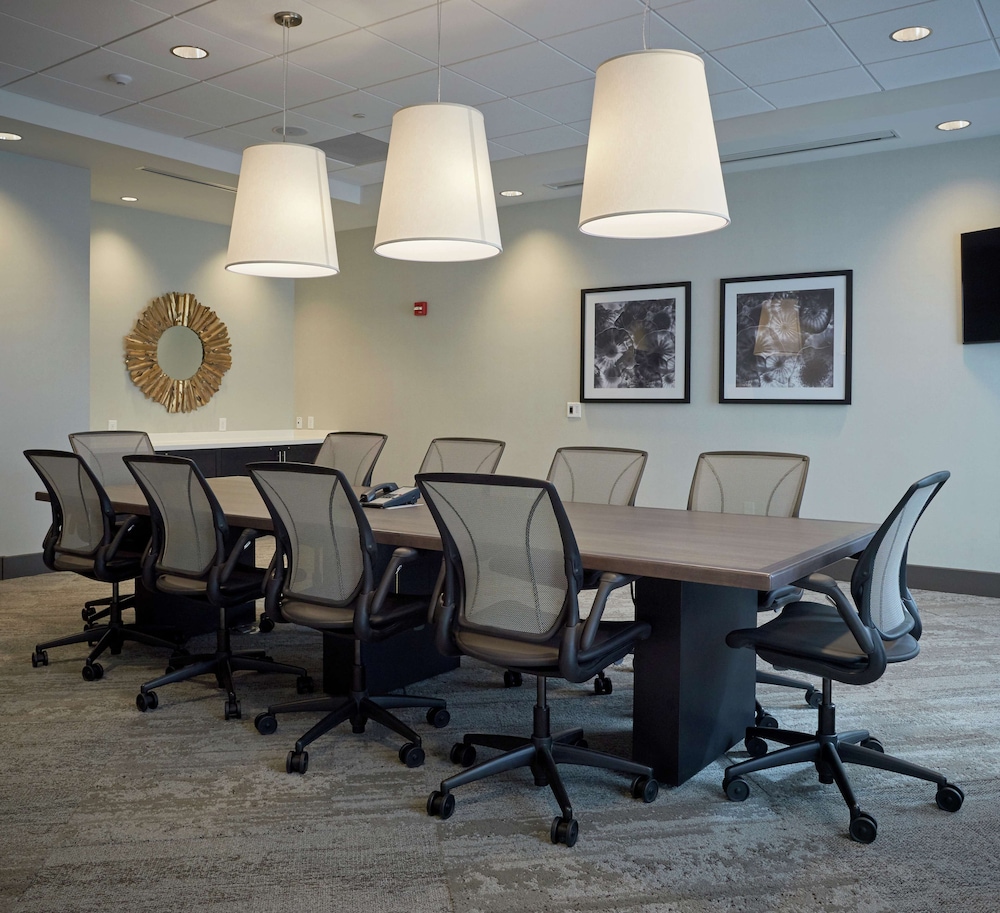 Hilton Garden Inn Corning Downtown - photo 29