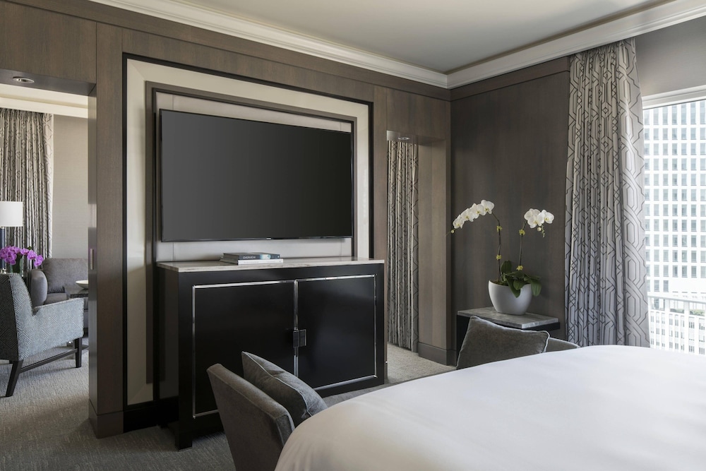The Ritz Carlton Cleveland - photo 11