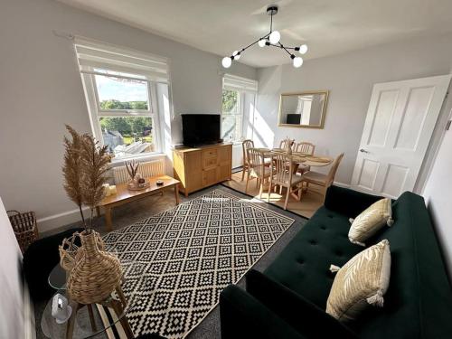 A Cosy Flat With A Dales View