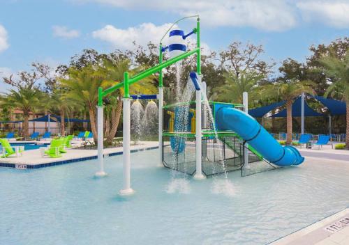 Upstay 9BR Disney Retreat w Pool BBQ & Hot Tub - photo 24