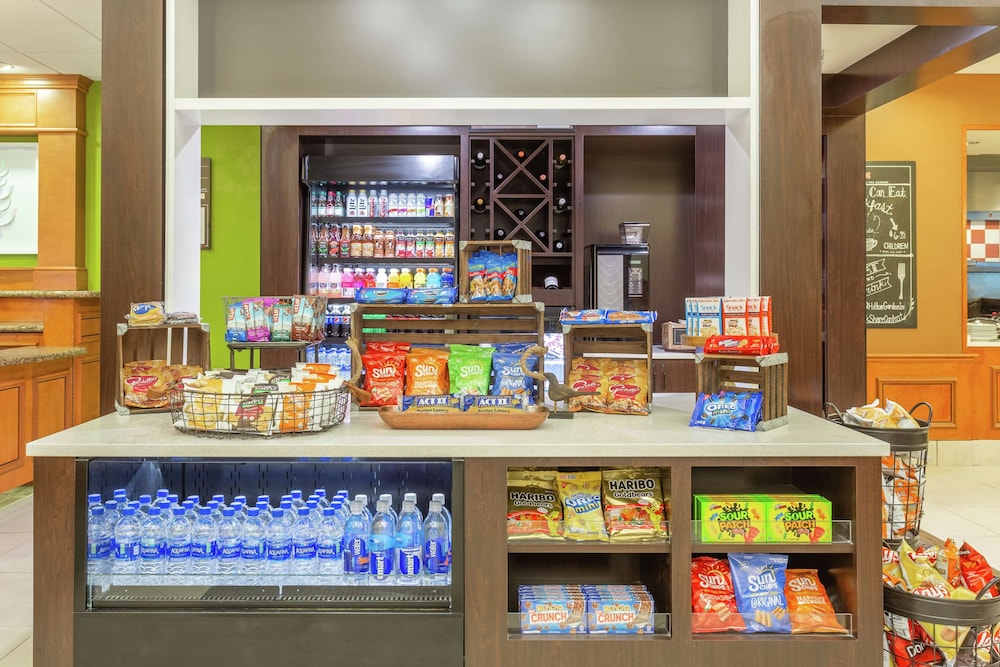 Hilton Garden Inn Chicago Tinley Park - photo 36