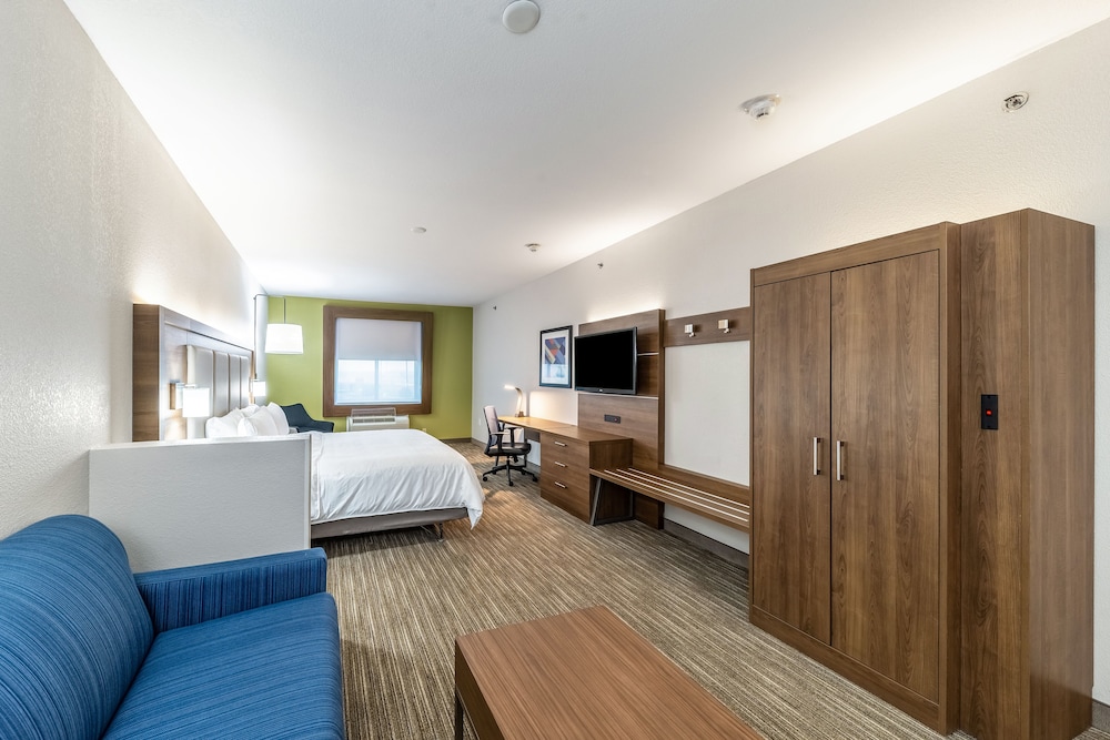 Holiday Inn Express & Suites Fort Worth Fossil Creek by IHG - photo 7