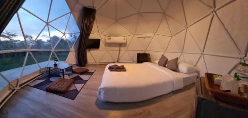 เต็นท์โดมเขาค้อ Lung Bun Camp — 4-Star Luxury Hotel in Khao Kho, Thailand