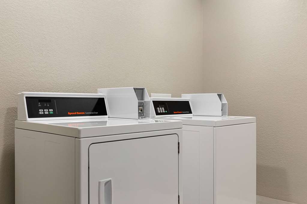 Days Inn by Wyndham Hillsboro - photo 28