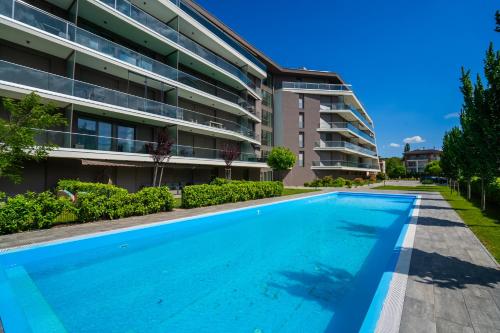 MyFlat Coral Premium Apartment — 4-Star Luxury Hotel in Siofok, Hungary