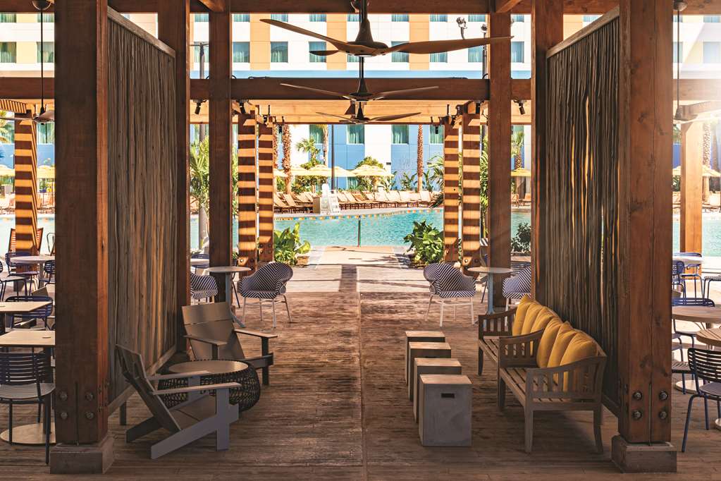 Universal's Endless Summer Resort Dockside Inn and Suites - photo 7