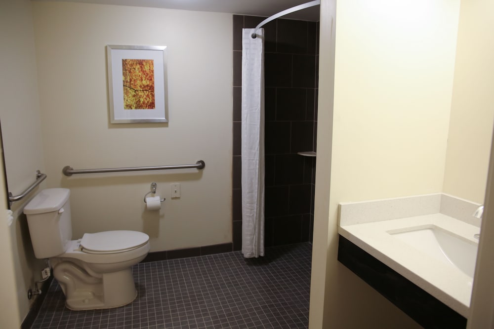Candlewood Suites Portland Scarborough by IHG - photo 18