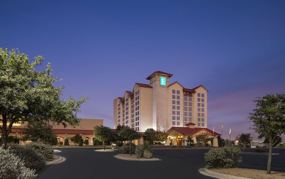 Embassy Suites by Hilton San Marcos Hotel Conference Center - photo 62