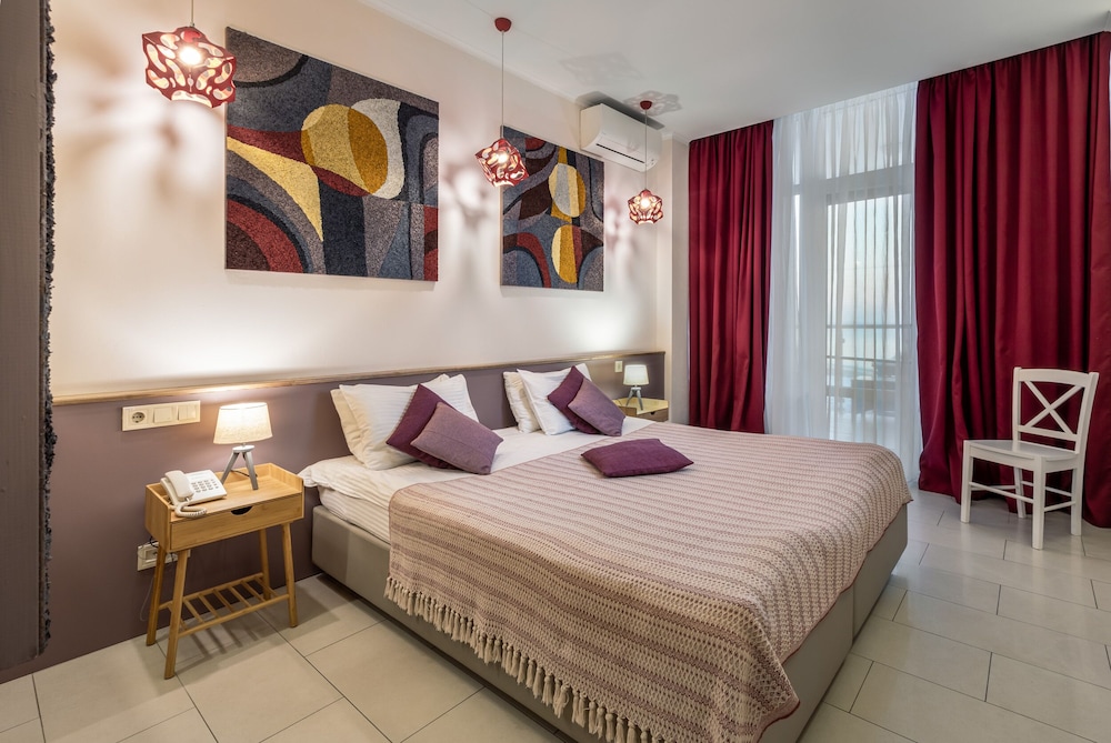 Design hotel Skopeli in Odessa, Ukraine