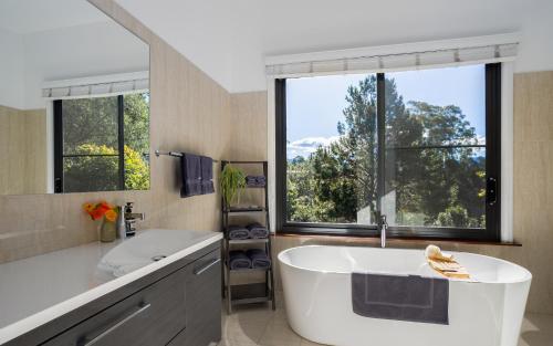 Lilypad Luxury Cabins — Bellingen — photo 4