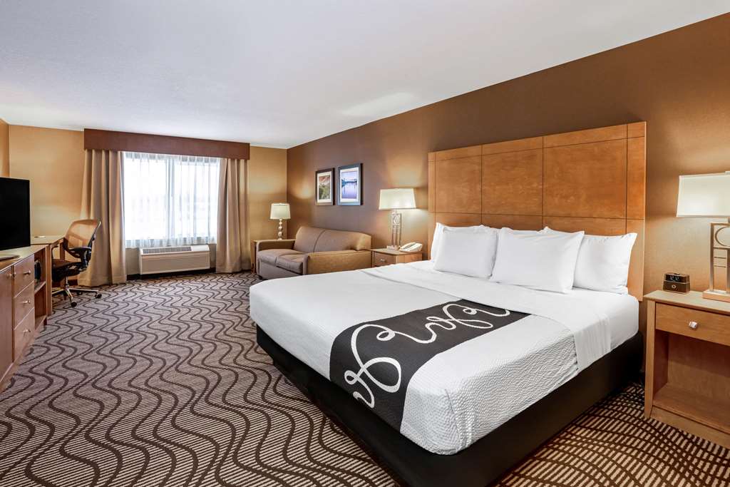 La Quinta Inn & Suites by Wyndham Coeur d`Alene - photo 24