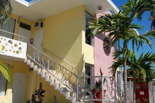 Alcazar Resort Gay Mens Resort - photo 15