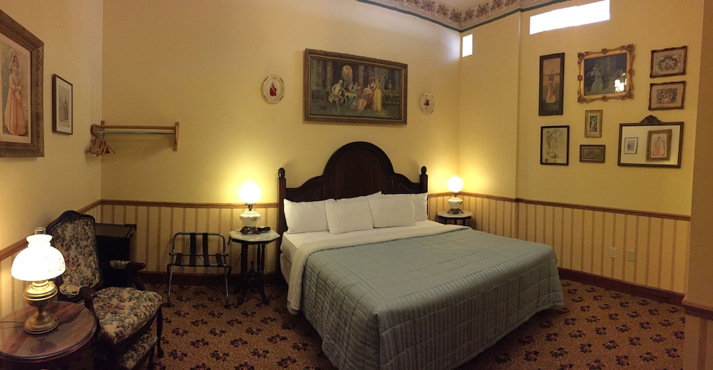 Hotel Millersburg - photo 16