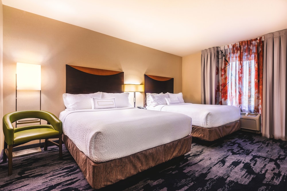 Fairfield Inn & Suites by Marriott Redding - photo 10