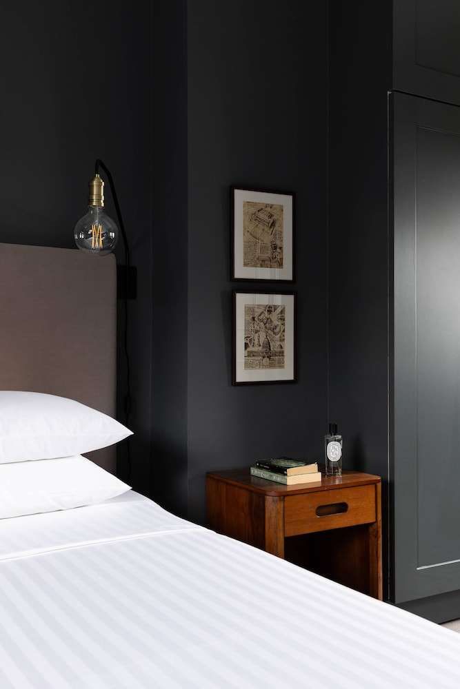 Magdalen Road by Onefinestay — 4-Star Luxury Hotel in London, United Kingdom