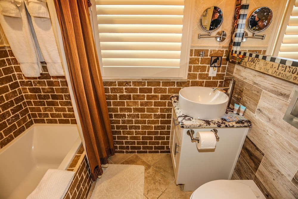 3610 Estero Blvd - photo 23