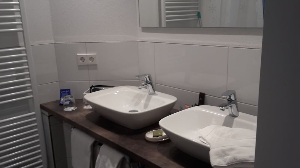 Lupinenhotel Bodensee — Sipplingen — photo 3