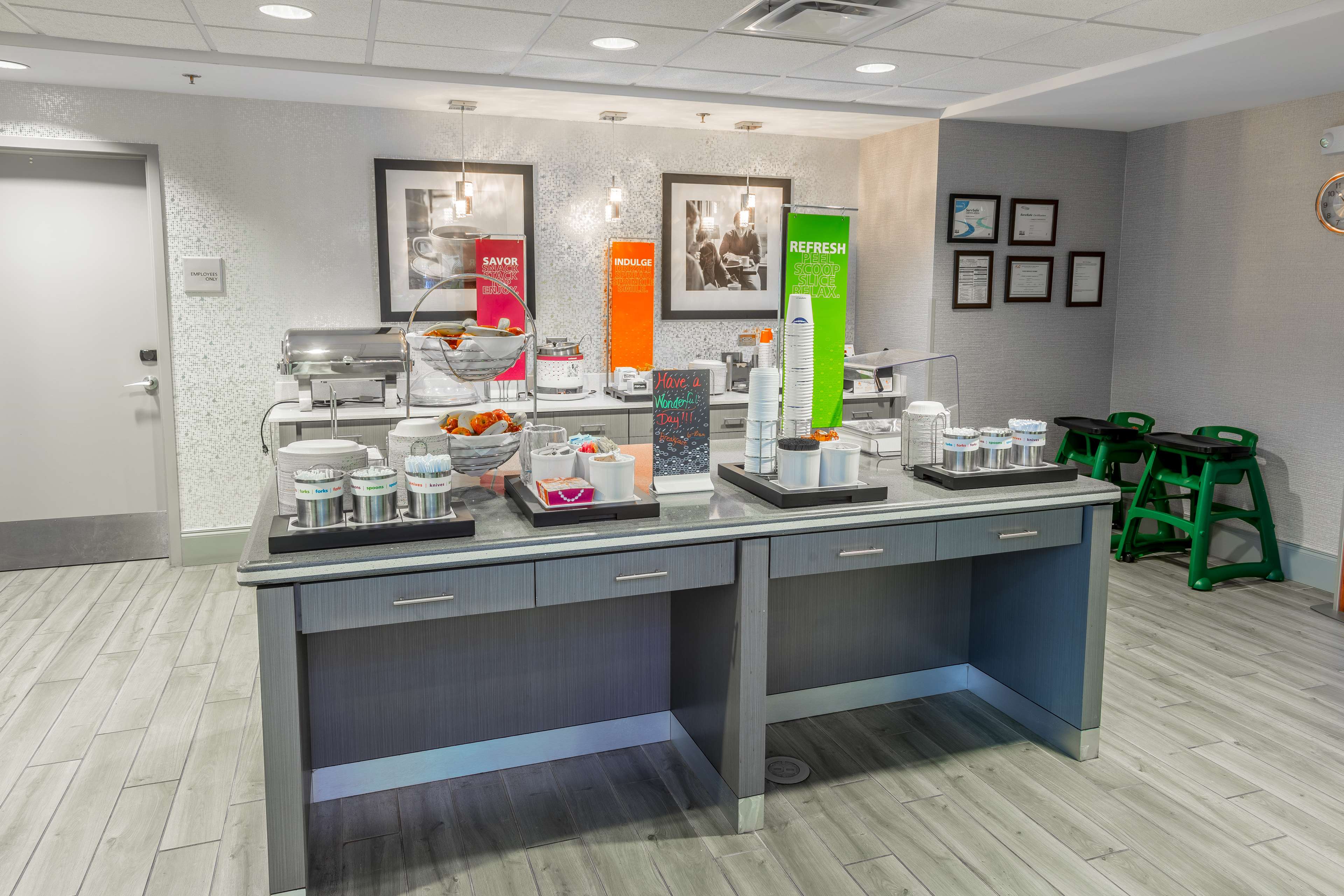 Hampton Inn & Suites Dublin - photo 17
