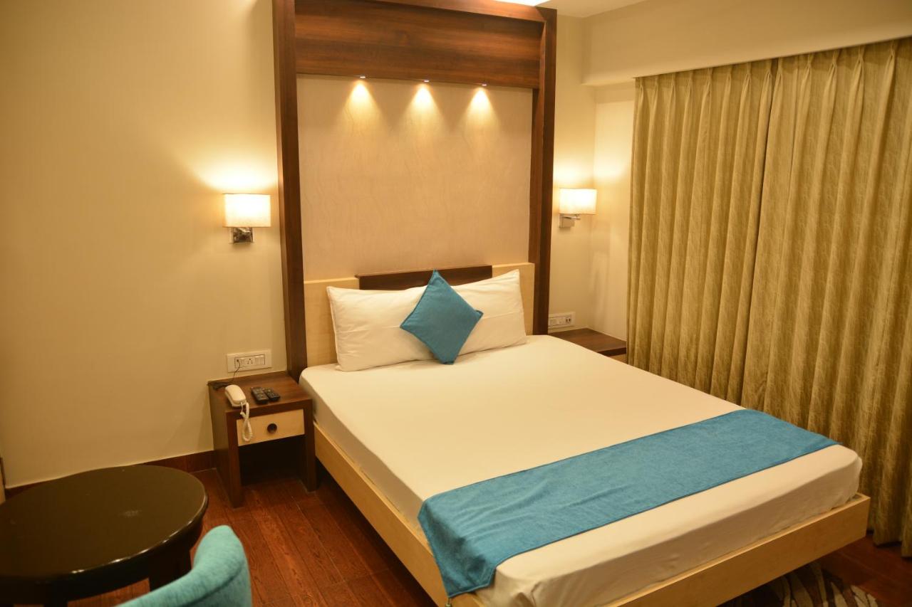 Avenue Plaza in Kolkata, India