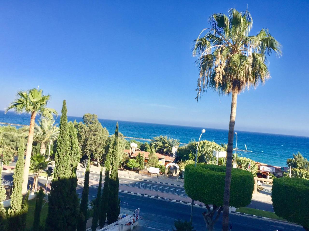 Sea View Apartment