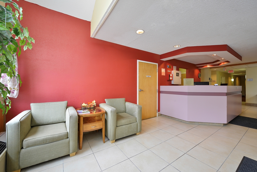 Americas Best Value Inn East Syracuse - photo 9