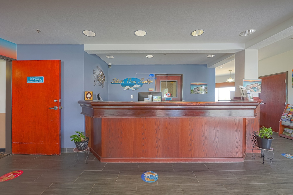Siletz Bay Beachfront Hotel by OYO Lincoln City - photo 6