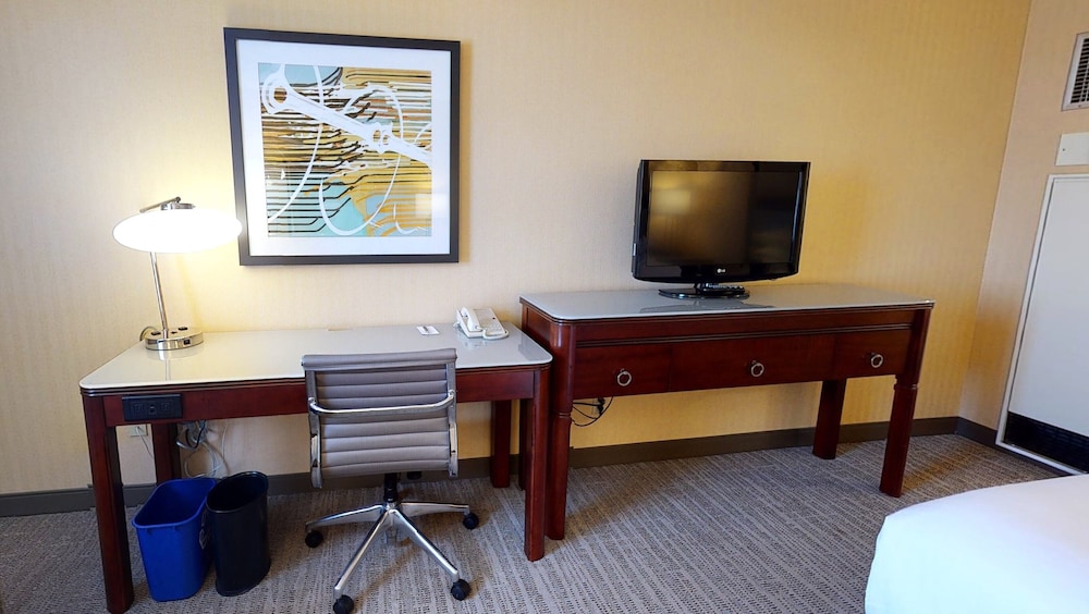 Sheraton West Des Moines Hotel - photo 21