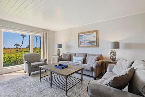 109 Shorewood Place in Hilton Head Island, United States