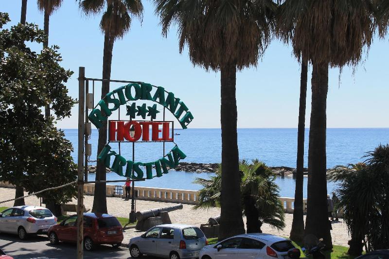 Hotel Kristina — hotel in Imperia