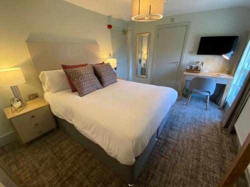 The Scotts Arms Village Inn — hotel in Wetherby