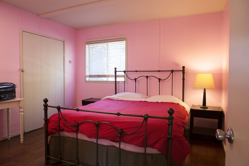 Hicksville Pines Chalets & Motel - photo 29