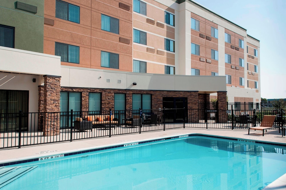 Courtyard by Marriott Houston NASA Clear Lake - photo 25