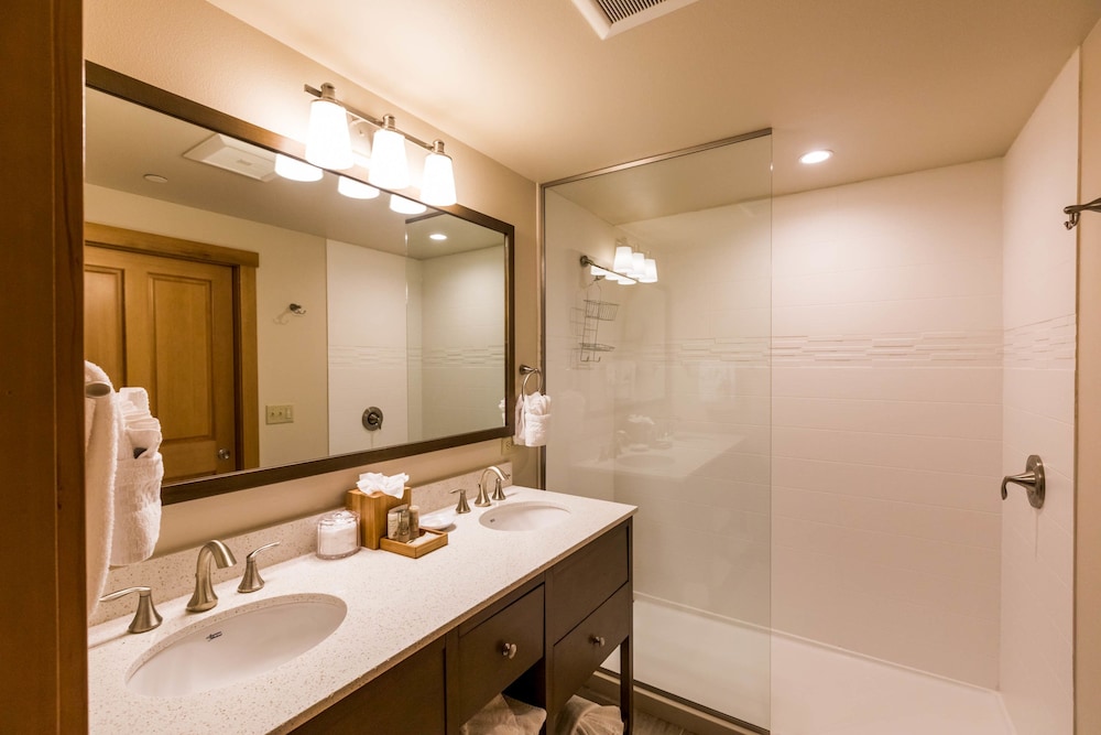 Inn at Cannon Beach - photo 41