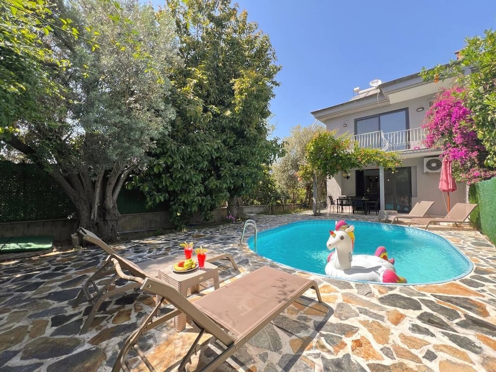 Burla Villa Çalış — 4-Star Luxury Hotel in Fethiye, Turkey