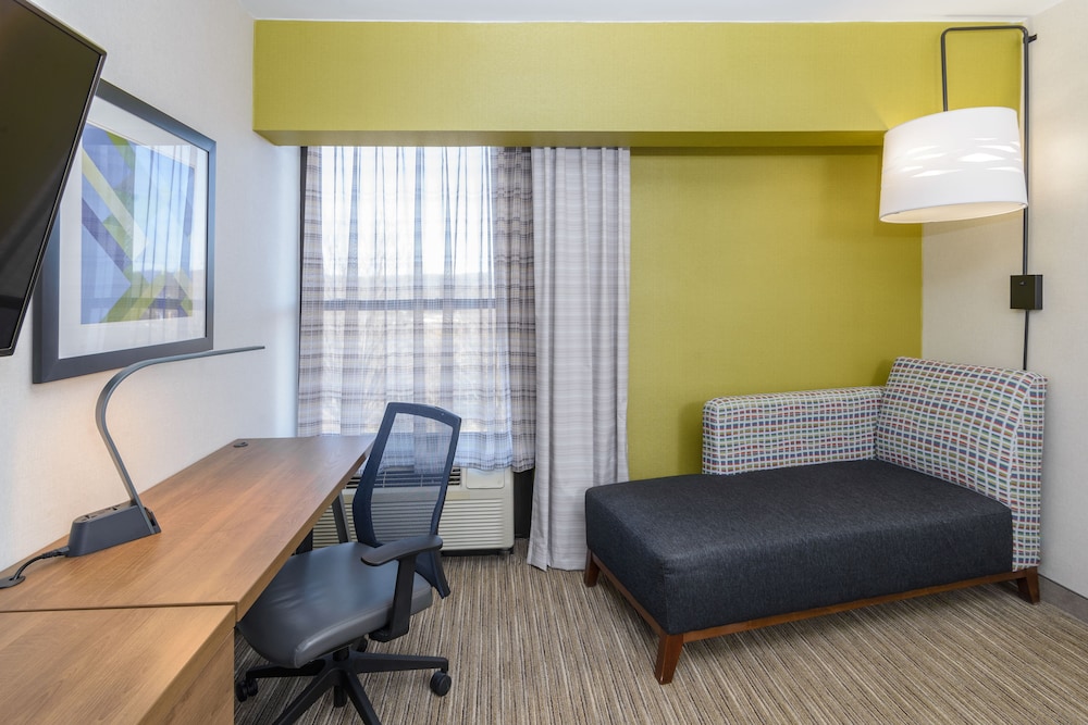 Holiday Inn Express Southington by IHG - photo 3