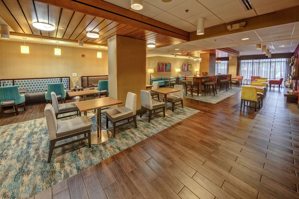 Hampton Inn Nashville Vanderbilt - photo 23