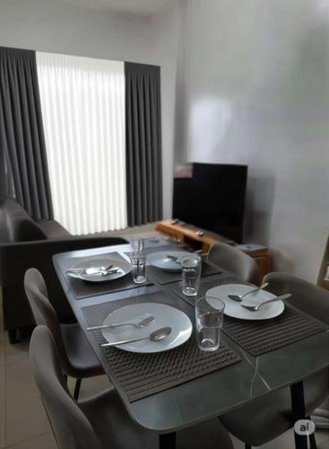 The Hill Crest — 4-Star Luxury Hotel in Manila, Philippines